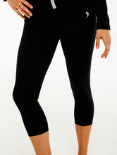 Load image into Gallery viewer, Mid-Calf Running Pants